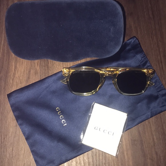 New Gucci unisex Sunglasses - Picture 6 of 6
